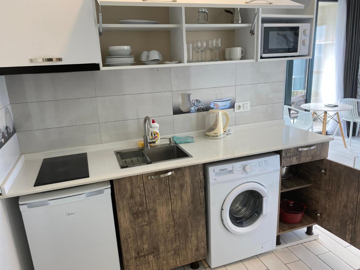 Apartment In Porta Batumi Tower Exteriör bild